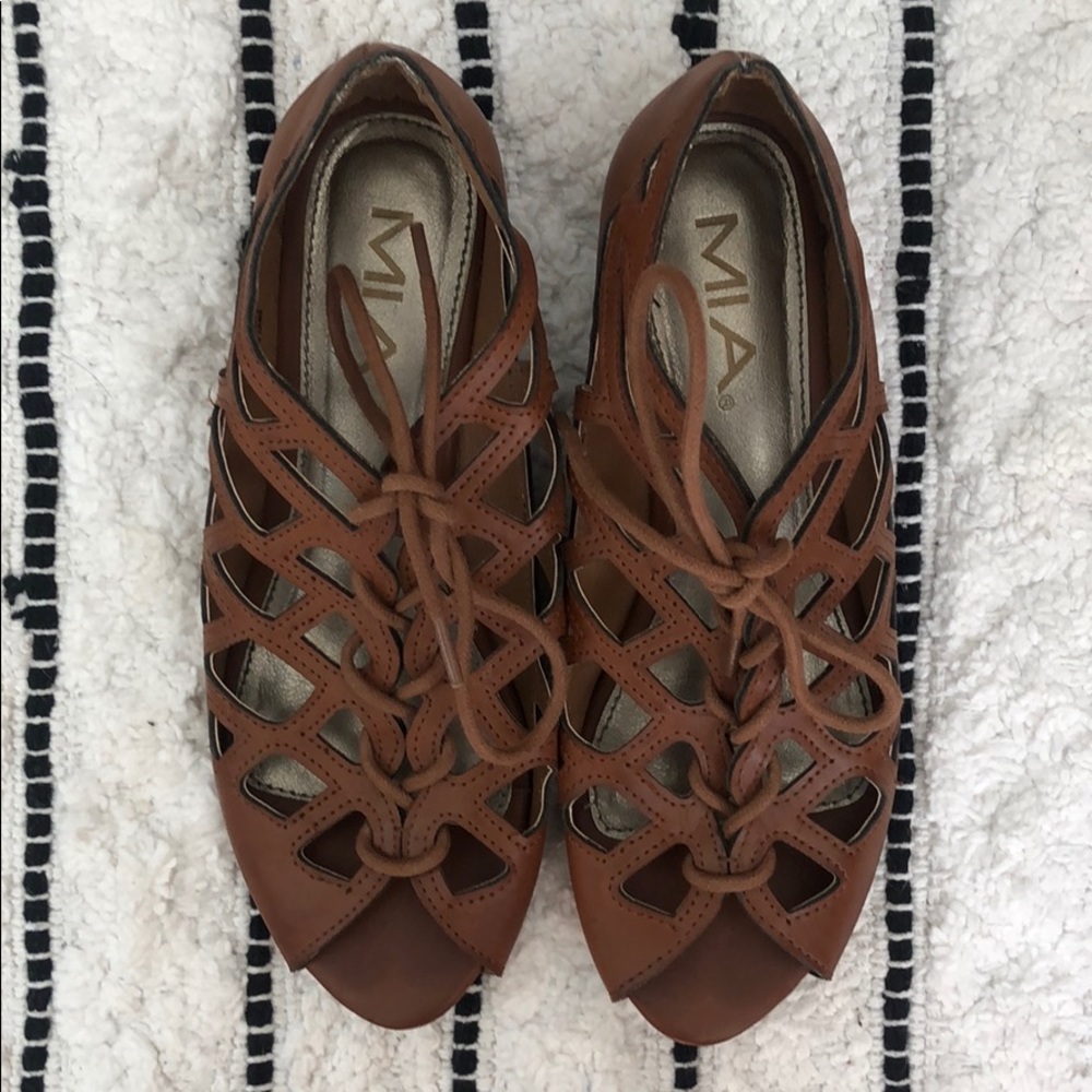 MIA flats size 6.5